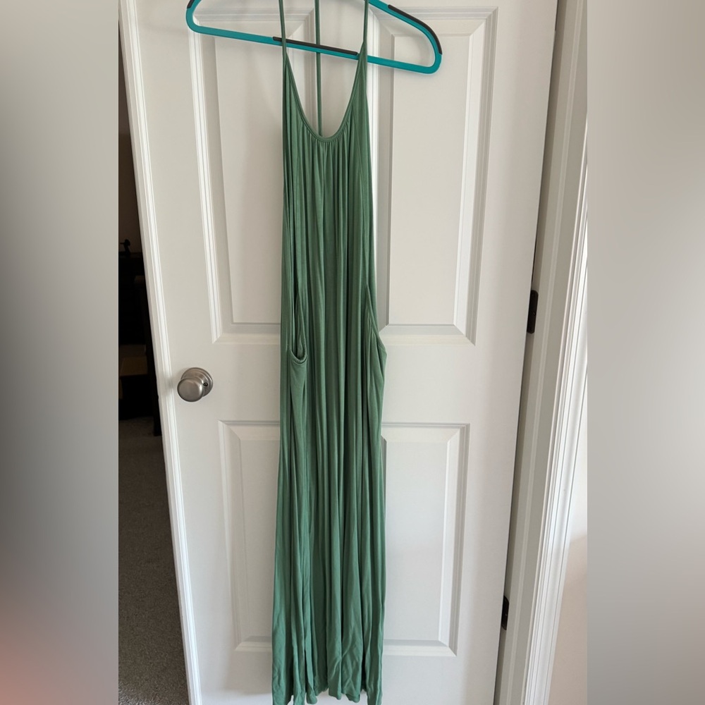Green Sleeveless Maxi Dress